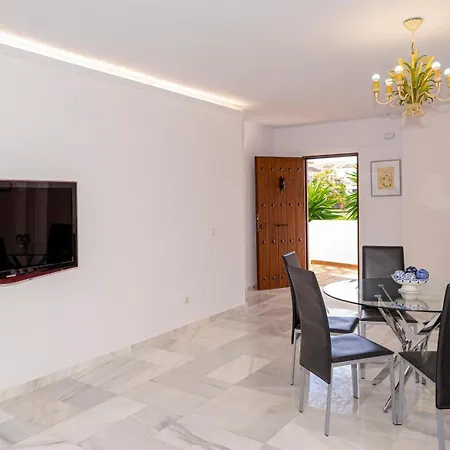 Tarifa Especial, Sin Aglomeraciones En Piscina Y Playa, Cerca De Puerto Banus