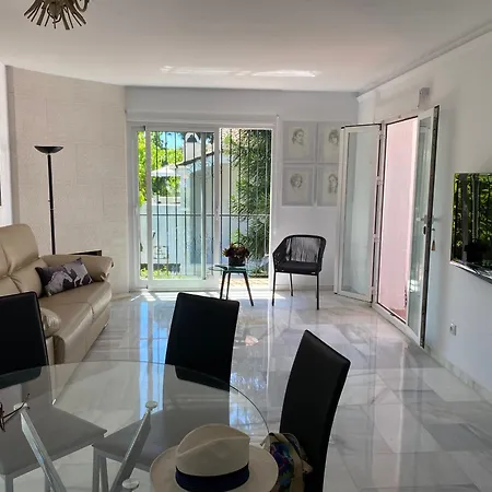 Apartment Tarifa Especial, Sin Aglomeraciones En Piscina Y Playa, Cerca De Puerto Banus Estepona