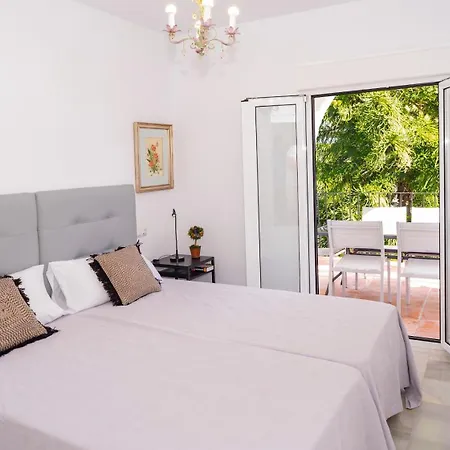 Tarifa Especial, Sin Aglomeraciones En Piscina Y Playa, Cerca De Puerto Banus Apartment Estepona