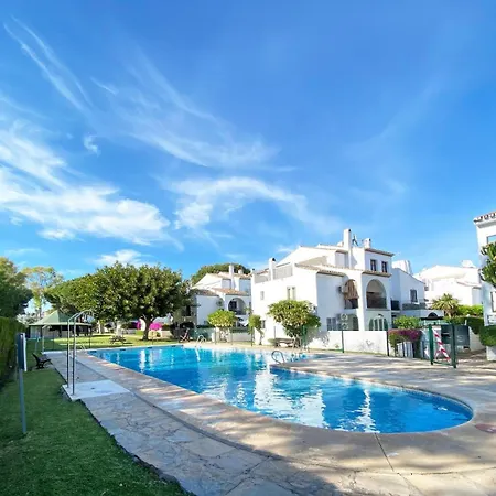 Tarifa Especial, Sin Aglomeraciones En Piscina Y Playa, Cerca De Puerto Banus Estepona